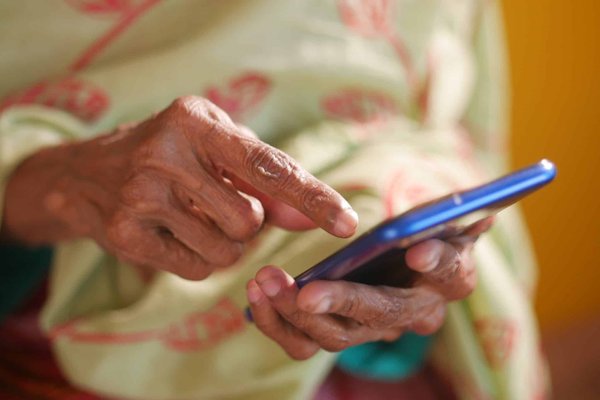 Téléphone pour seniors, quel modèle choisir ?