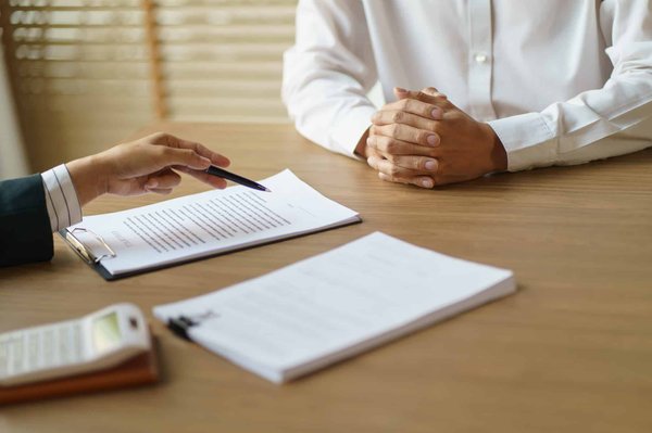 Comment l'assurance vie peut préparer l'arrivée de votre bébé ?